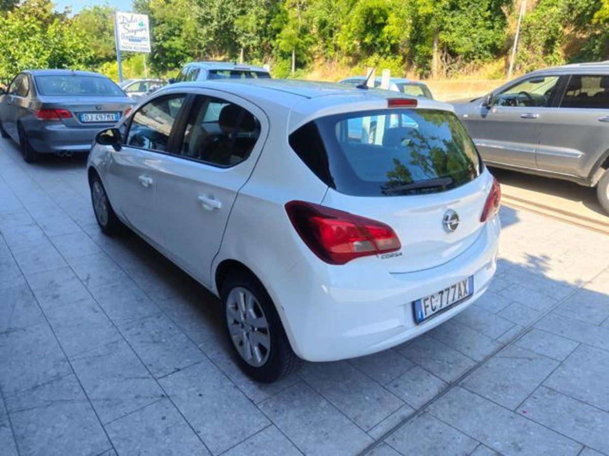 Opel Corsa 1.4 90CV GPL Tech 5 porte n-Joy (5)