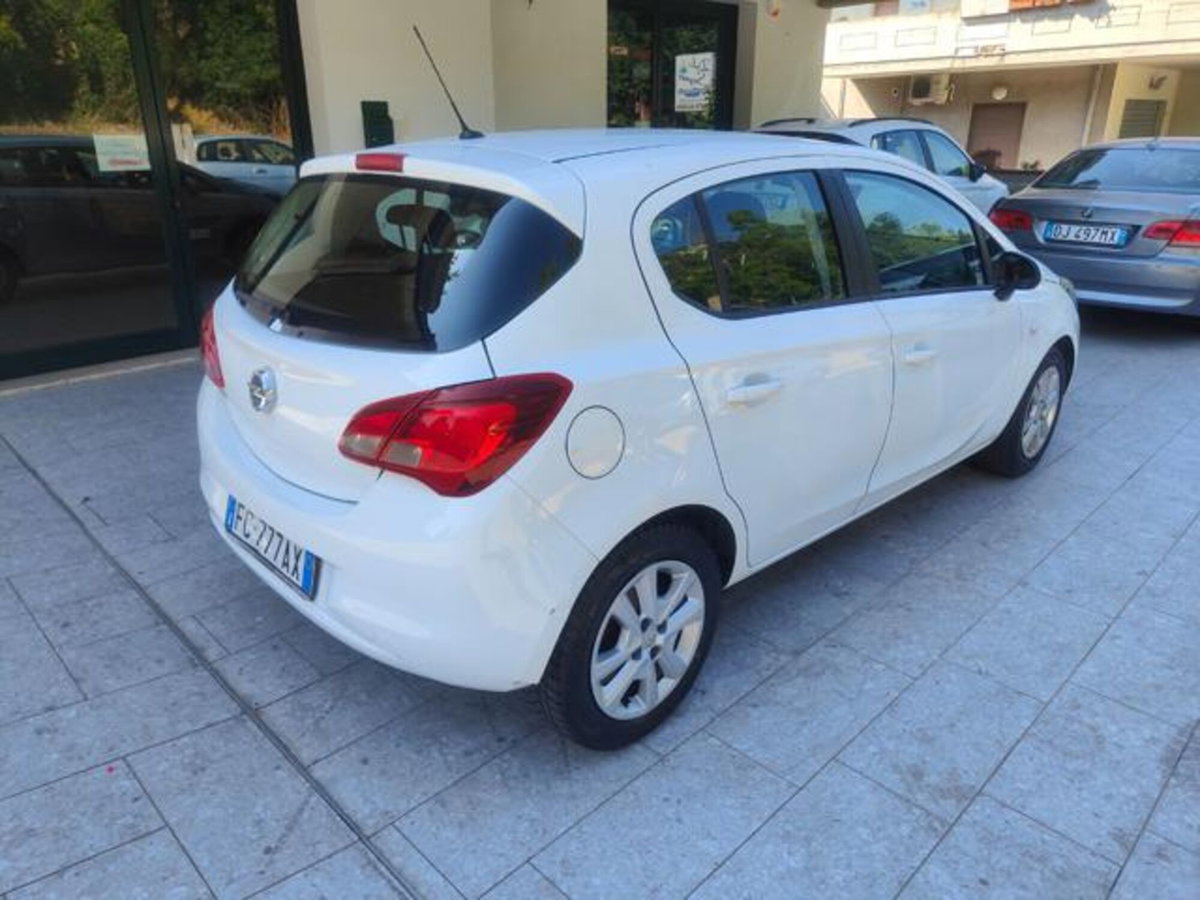 Opel Corsa 1.4 90CV GPL Tech 5 porte n-Joy (7)