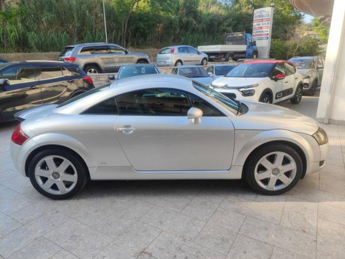 Audi TT Coupé 1.8 T 20V 179 CV cat quattro (4)