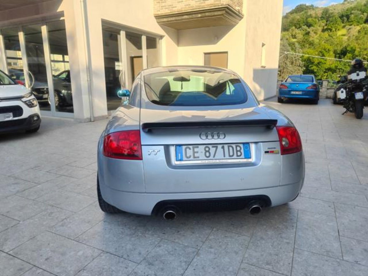 Audi TT Coupé 1.8 T 20V 179 CV cat quattro (6)