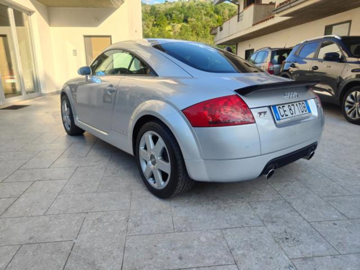 Audi TT Coupé 1.8 T 20V 179 CV cat quattro (7)