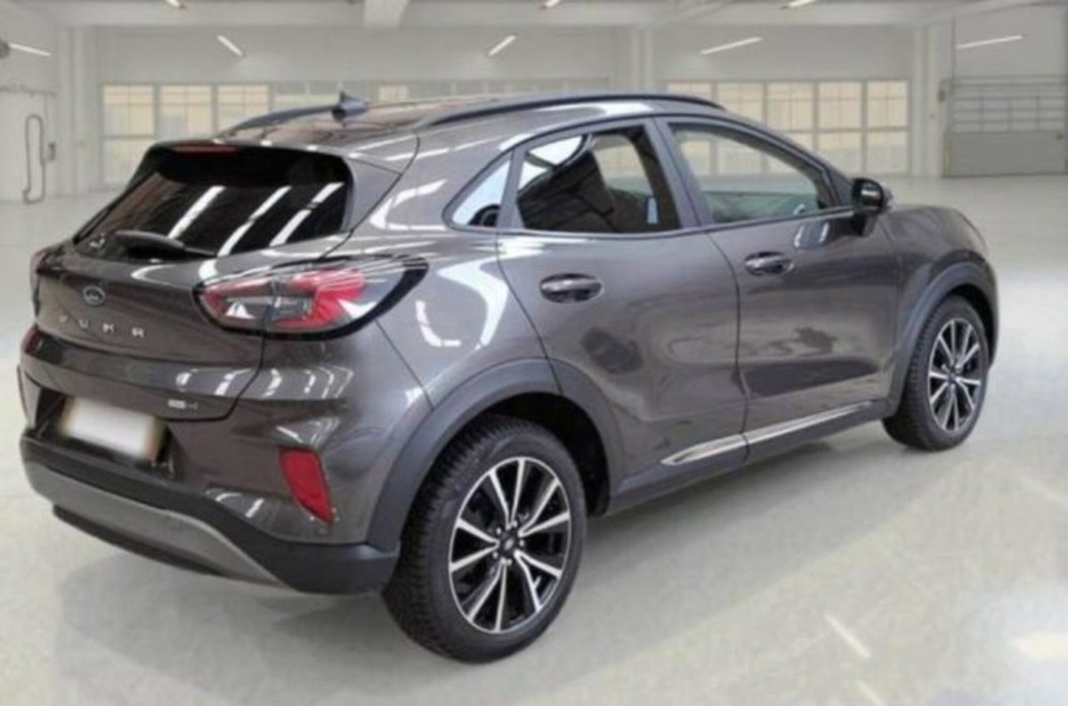 Ford Puma 1.0 EcoBoost Hybrid 125 CV S&S aut. Titanium Design (2)
