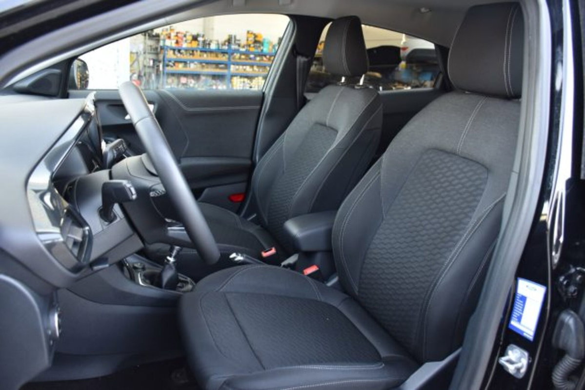 Ford Puma 1.0 EcoBoost Hybrid 125 CV S&S aut. Titanium Design (8)