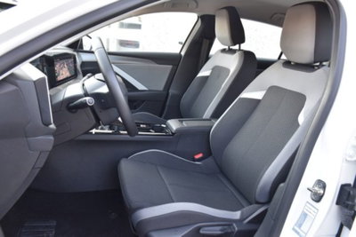 Opel Astra 1.5 Turbo Diesel 130 CV Edition (8)