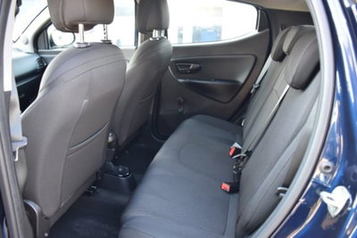 Lancia Ypsilon 1.2 69 CV 5 porte GPL Ecochic Gold (11)