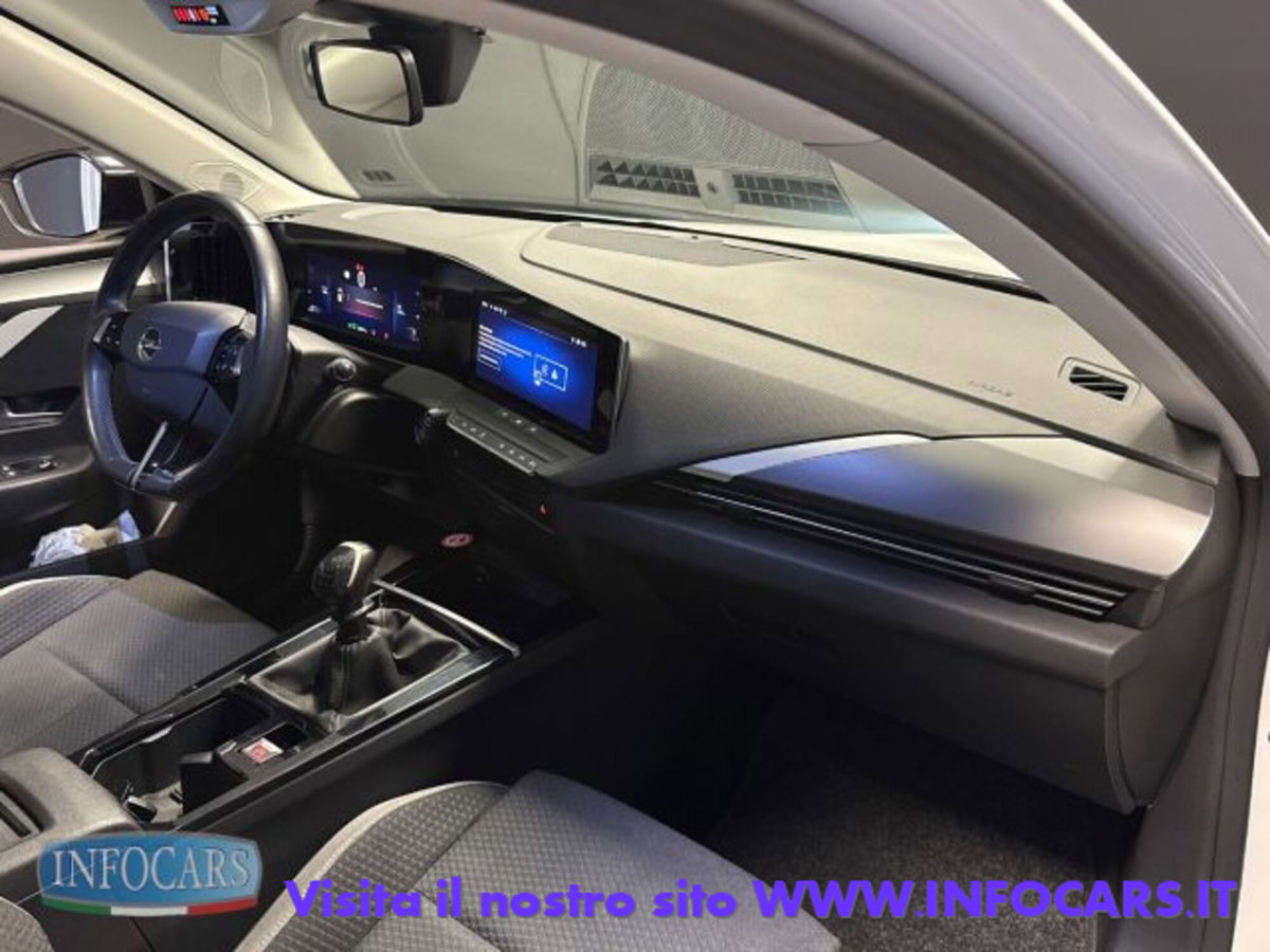 Opel Astra 1.5 Turbo Diesel 130 CV Edition (12)