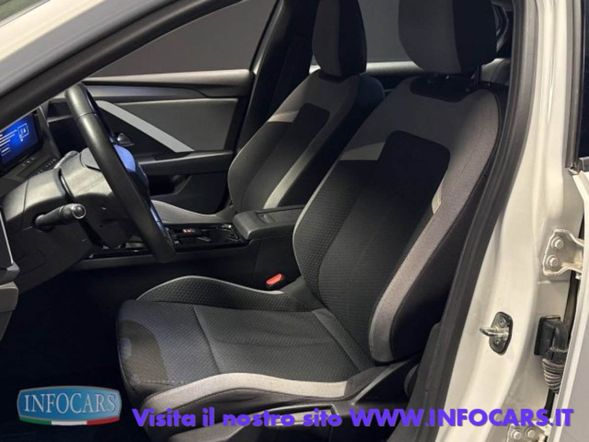 Opel Astra 1.5 Turbo Diesel 130 CV Edition (5)