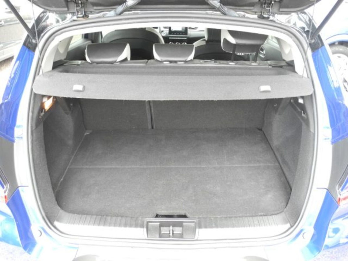 Renault Captur Plug-in Hybrid E-Tech 160 CV Intens (14)
