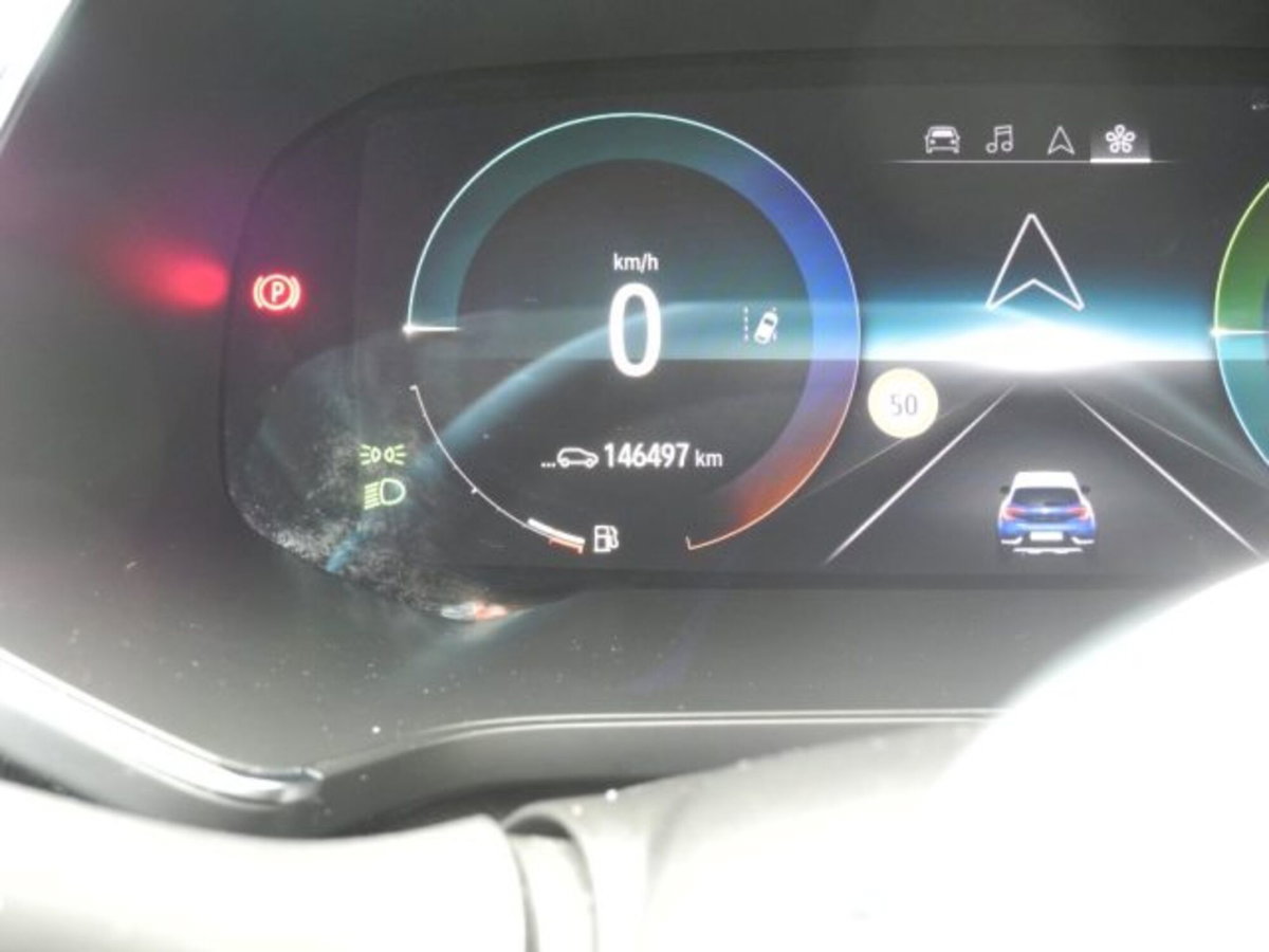 Renault Captur Plug-in Hybrid E-Tech 160 CV Intens (16)