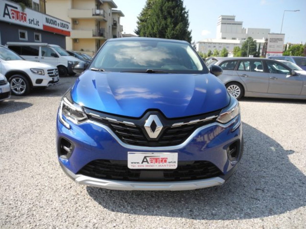 Renault Captur Plug-in Hybrid E-Tech 160 CV Intens (3)