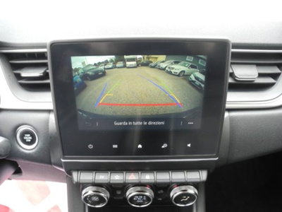 Renault Captur Plug-in Hybrid E-Tech 160 CV Intens (9)