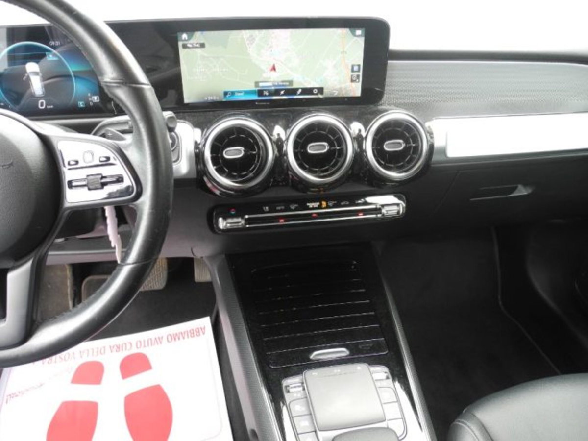 Mercedes-Benz GLB 200 d Business Extra auto 7p.ti (8)