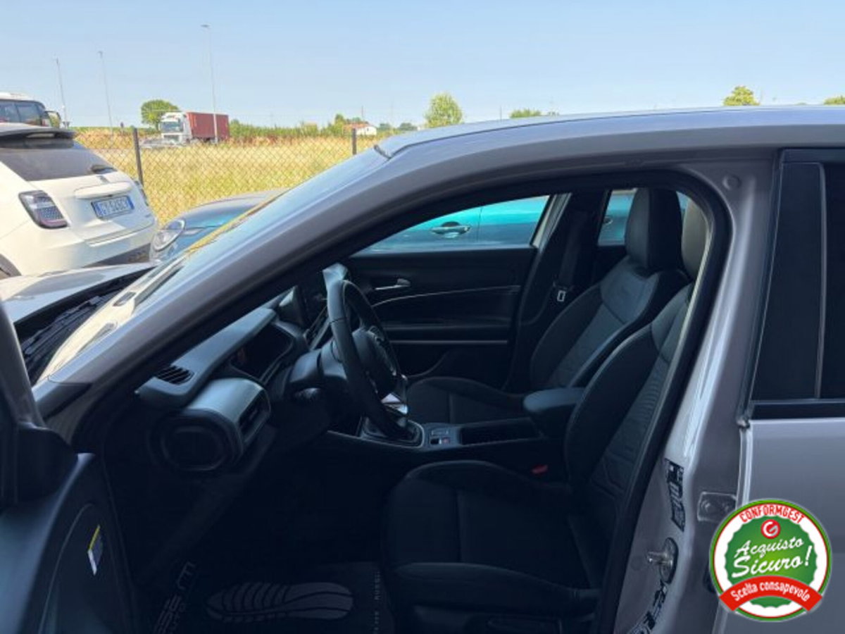 Jeep Avenger 1.2 turbo Summit fwd 100cv (10)