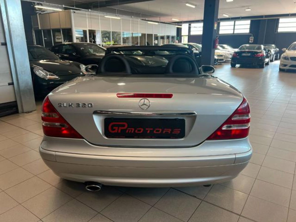 Mercedes-Benz SLK 320 cat Special Edition (5)