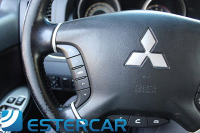 Mitsubishi Pajero 3.2 DI-D 16V 5p. Intense DPF (16)