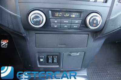 Mitsubishi Pajero 3.2 DI-D 16V 5p. Intense DPF (8)