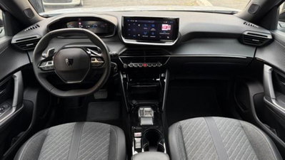 Peugeot 2008 1.2 hybrid Active 136cv e-dcs6 (4)