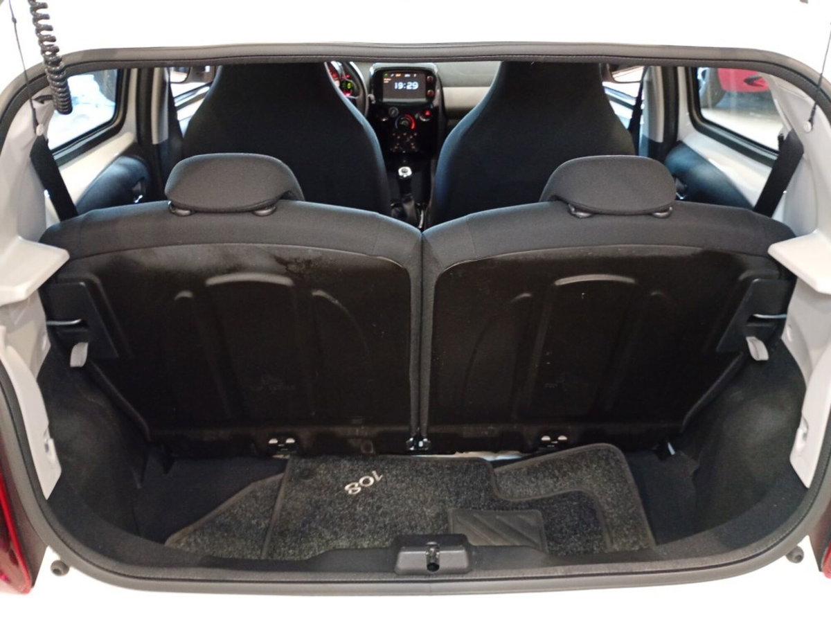 Peugeot 108 68 5 porte Allure (19)