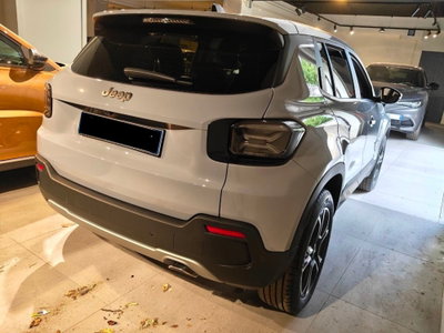 Jeep Avenger 1.2 turbo e-hybrid mhev Summit fwd 110cv edct6 (4)