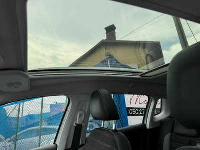 Peugeot 2008 e-HDi 92 CV Stop&Start Allure (12)