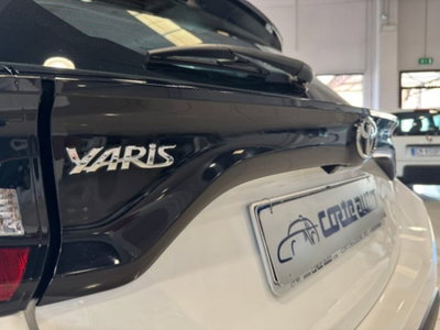 Toyota Yaris 1.0 5 porte Active (20)
