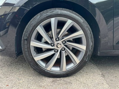 Skoda Octavia Station Wagon 1.5 e-TEC DSG Wagon Sportline (6)