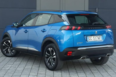 Peugeot 2008 PureTech 130 S&S Allure (3)