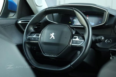 Peugeot 2008 PureTech 130 S&S Allure (6)