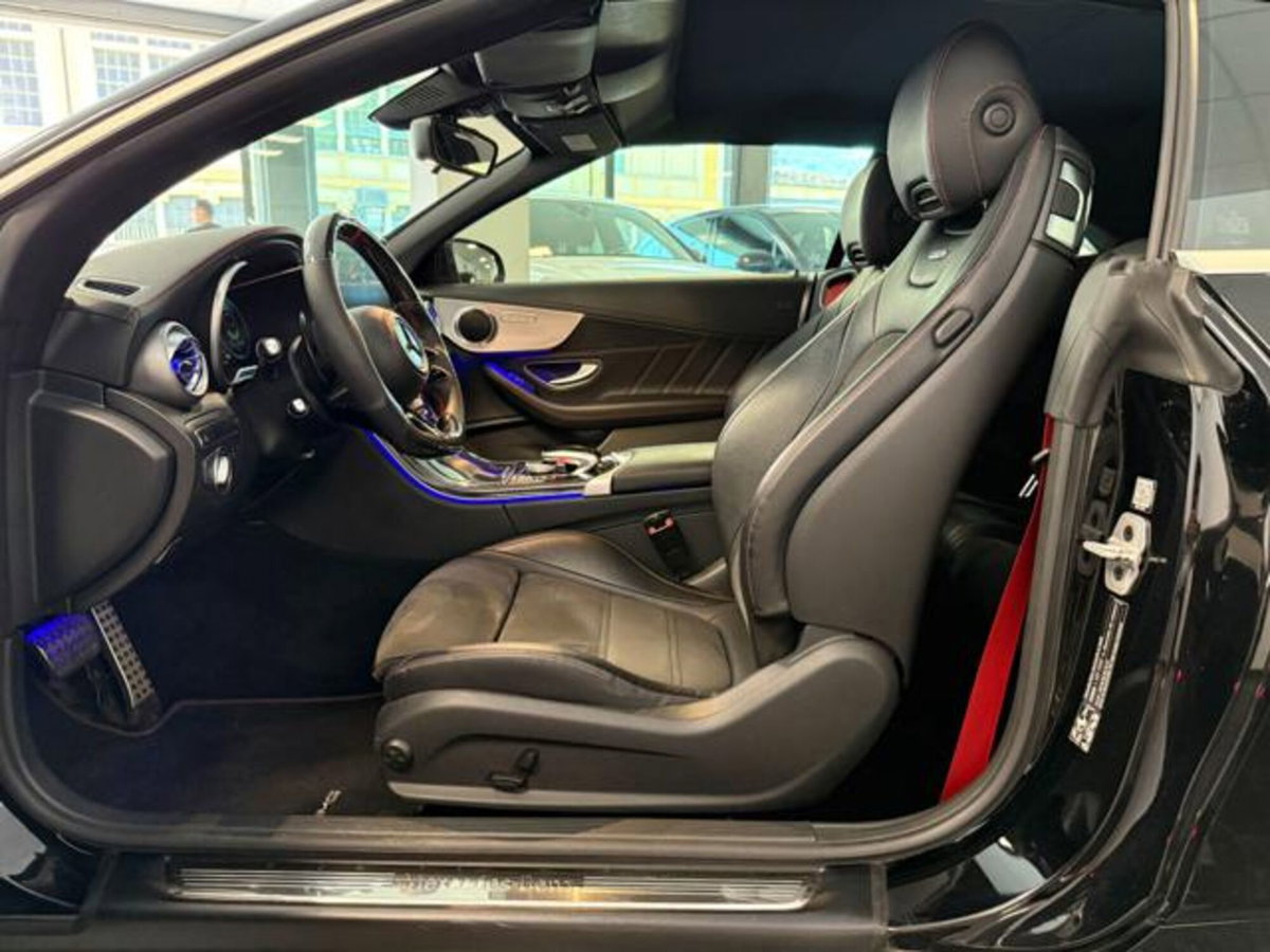 Mercedes-Benz Classe C Cabrio 43 4Matic AMG Cabrio Sport (14)