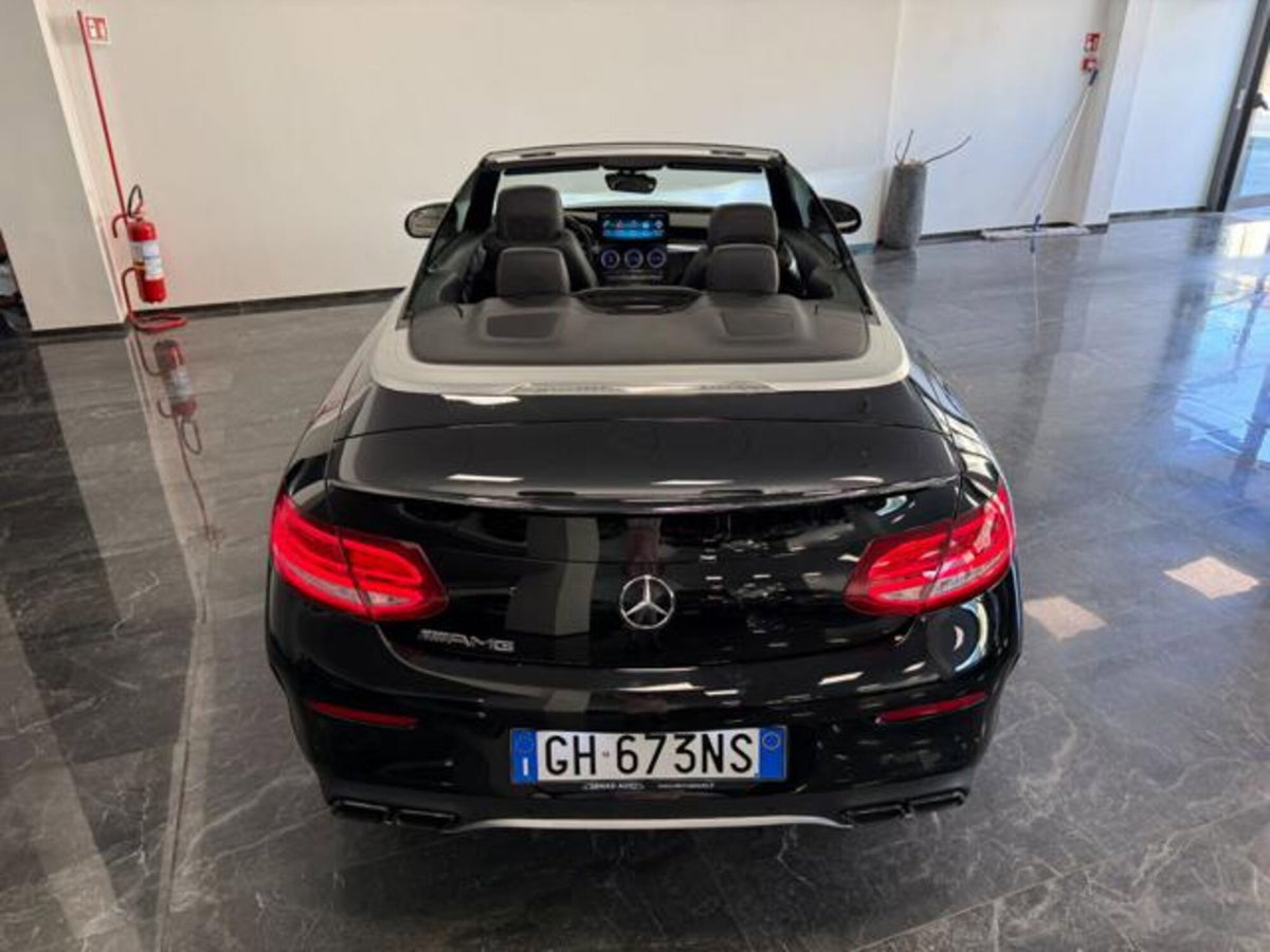 Mercedes-Benz Classe C Cabrio 43 4Matic AMG Cabrio Sport (3)