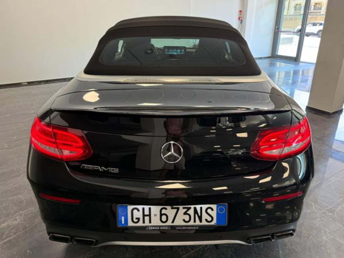 Mercedes-Benz Classe C Cabrio 43 4Matic AMG Cabrio Sport (6)