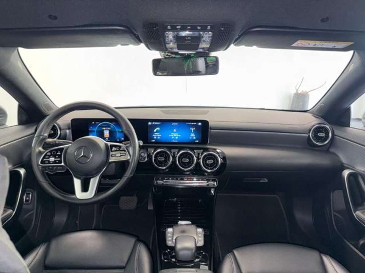 Mercedes-Benz CLA Shooting Brake 200 d Automatic Shooting Brake Executive (13)