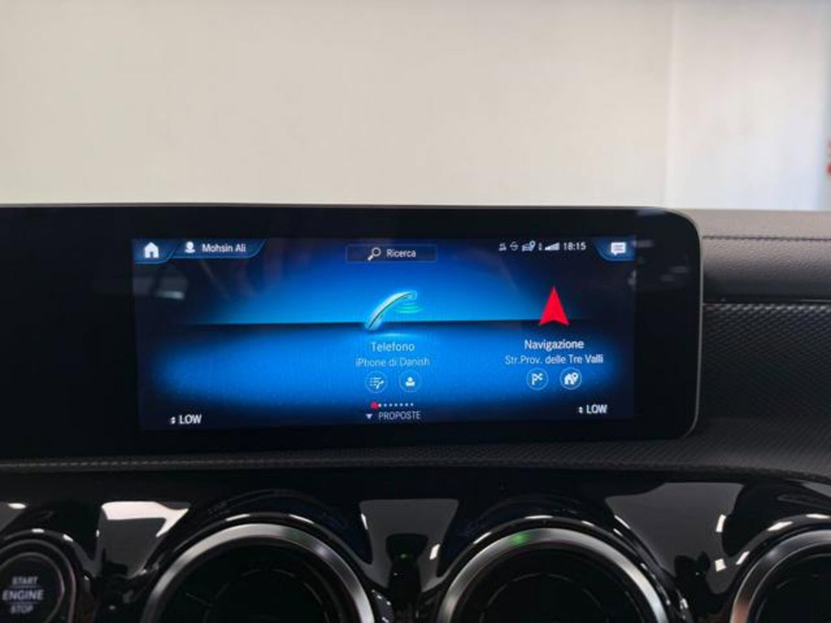 Mercedes-Benz CLA Shooting Brake 200 d Automatic Shooting Brake Executive (18)