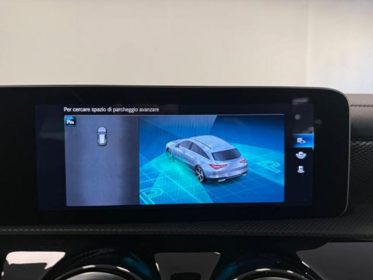 Mercedes-Benz CLA Shooting Brake 200 d Automatic Shooting Brake Executive (20)