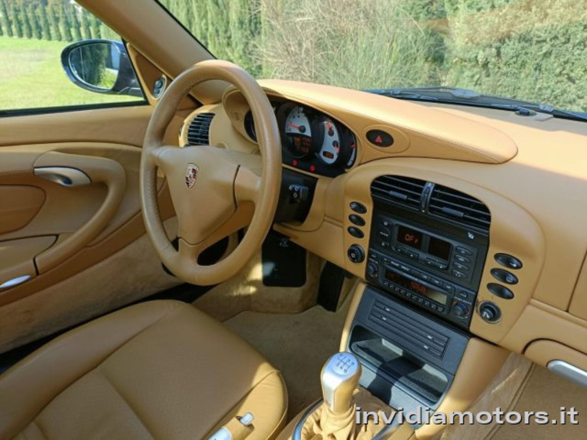 Porsche 911 Coupé Carrera 4S cat (11)
