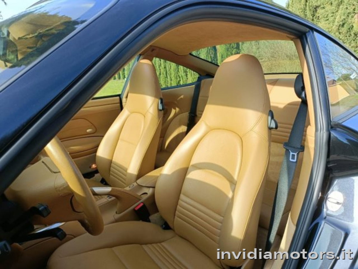 Porsche 911 Coupé Carrera 4S cat (9)