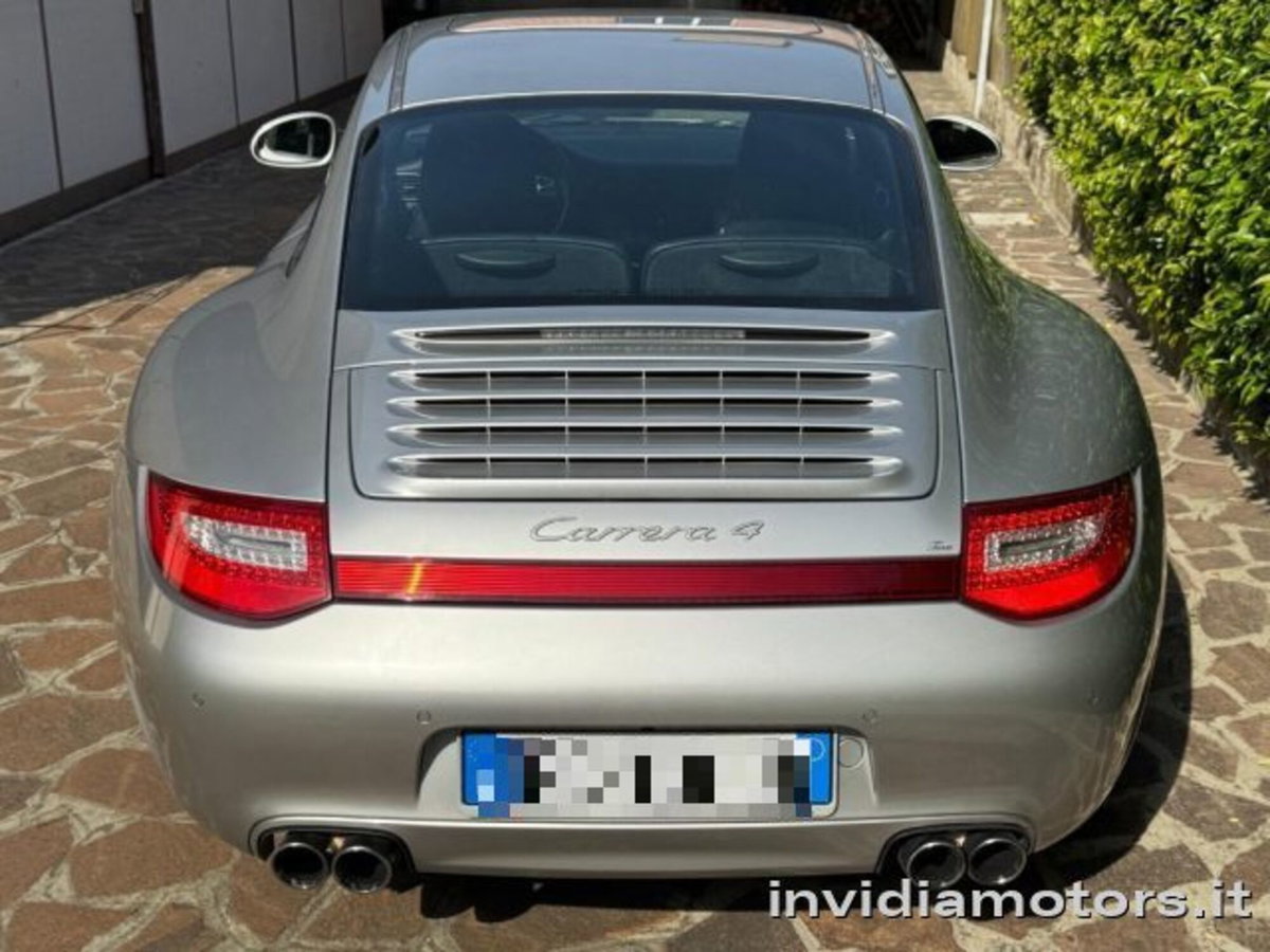 Porsche 911 Coupé Carrera 4 (4)