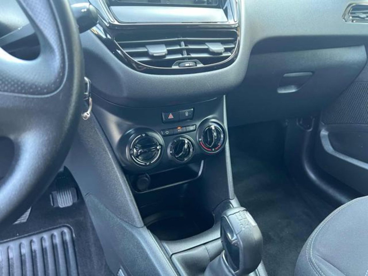 Peugeot 208 VTi 82 CV 3 porte Allure (11)