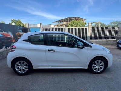 Peugeot 208 VTi 82 CV 3 porte Allure (4)
