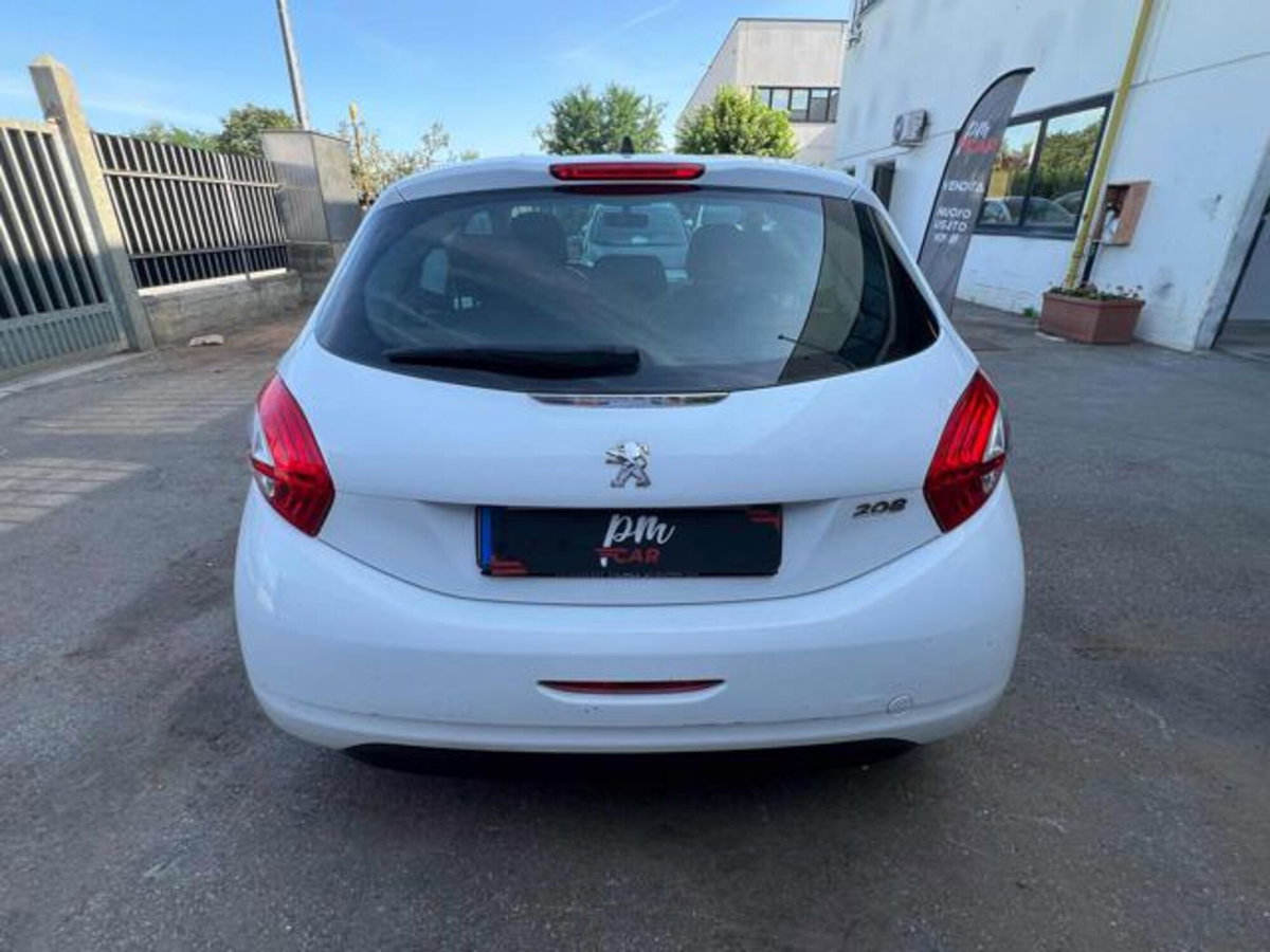 Peugeot 208 VTi 82 CV 3 porte Allure (6)