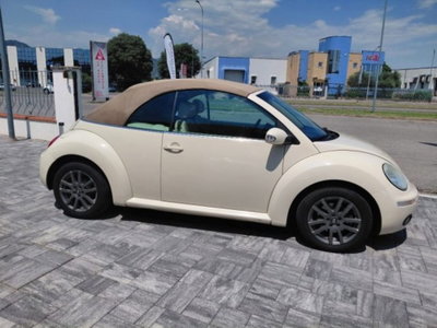 Volkswagen New Beetle Cabrio TDI 105CV usata