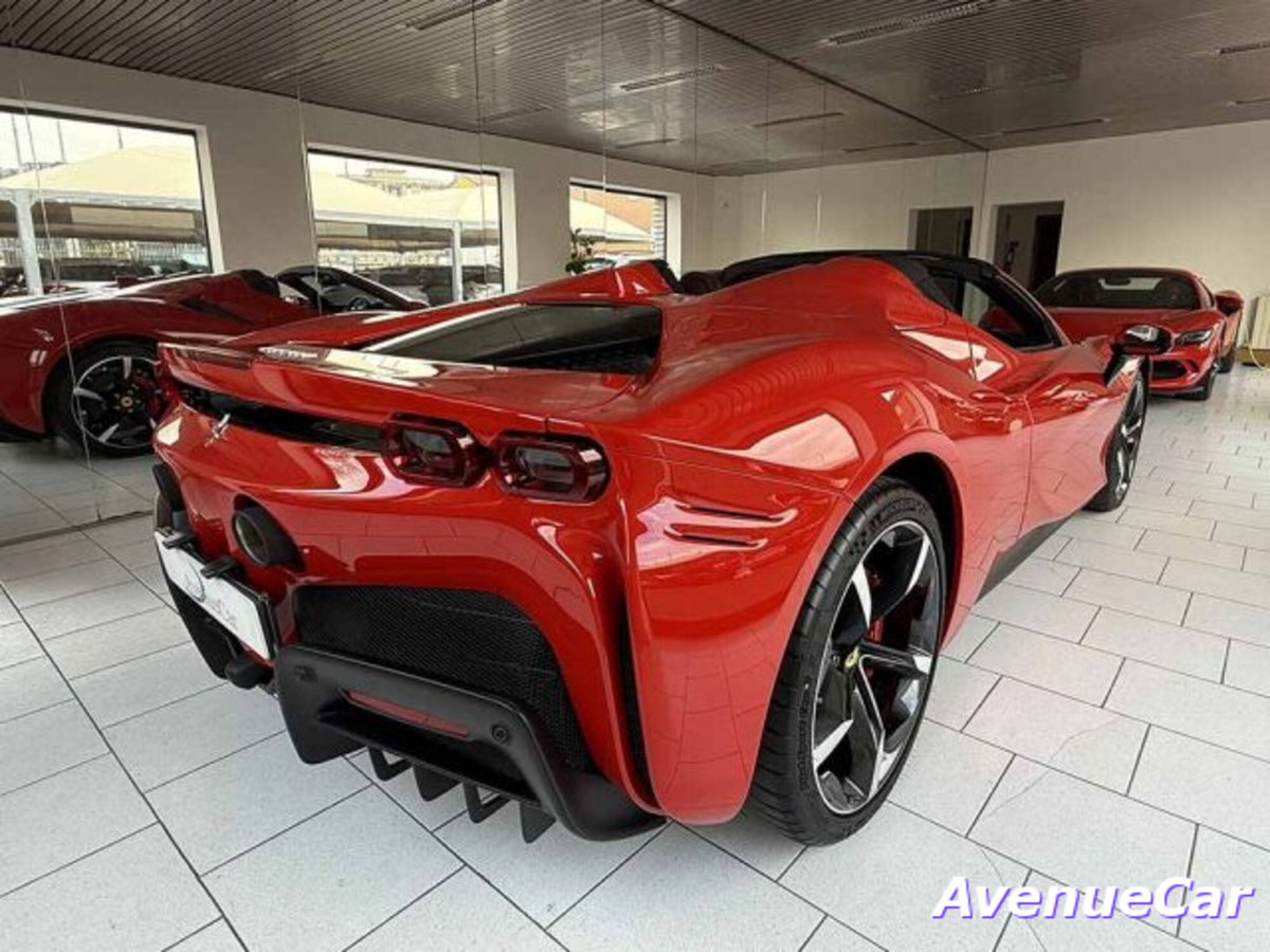 Ferrari SF90 Spider 4.0 F1 (8)