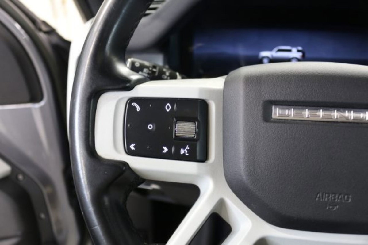 Land Rover Defender 110 3.0d i6 mhev X-Dynamic SE awd 200cv auto (20)