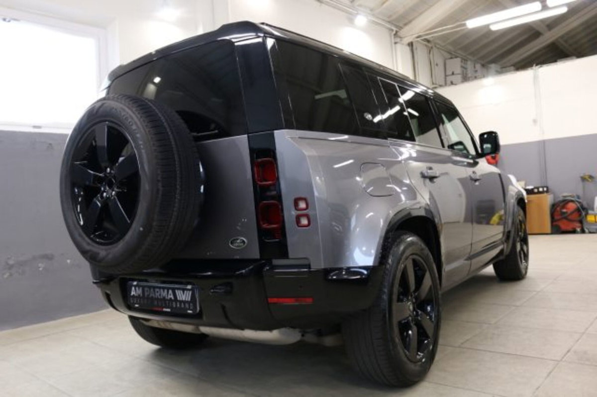 Land Rover Defender 110 3.0d i6 mhev X-Dynamic SE awd 200cv auto (6)