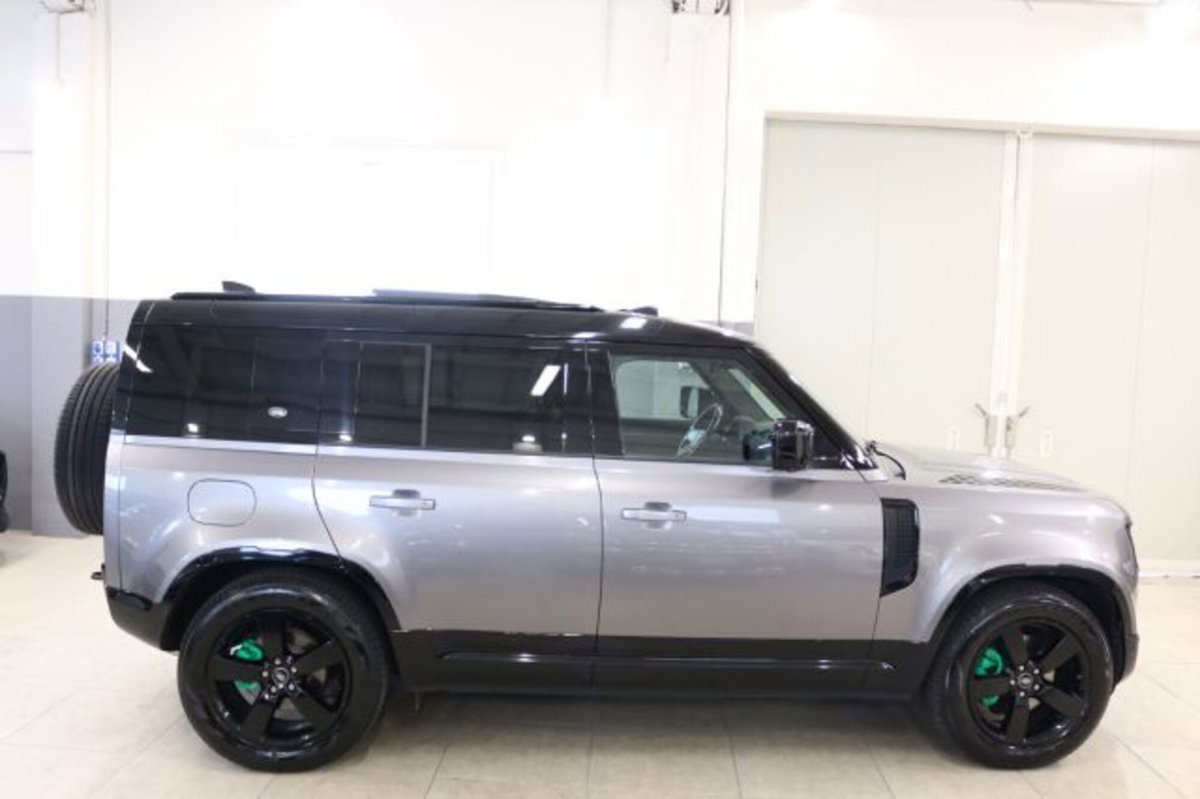 Land Rover Defender 110 3.0d i6 mhev X-Dynamic SE awd 200cv auto (7)