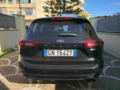 Ford Focus Station Wagon 1.0 EcoBoost Hybrid 155 CV SW ST-Line (5)