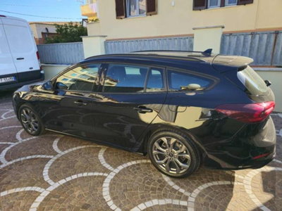 Ford Focus Station Wagon 1.0 EcoBoost Hybrid 155 CV SW ST-Line (7)