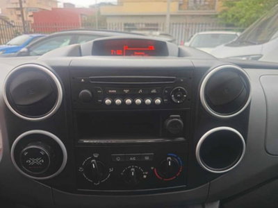 Peugeot Partner BlueHDi 100 4x4 Active Traction Control (16)