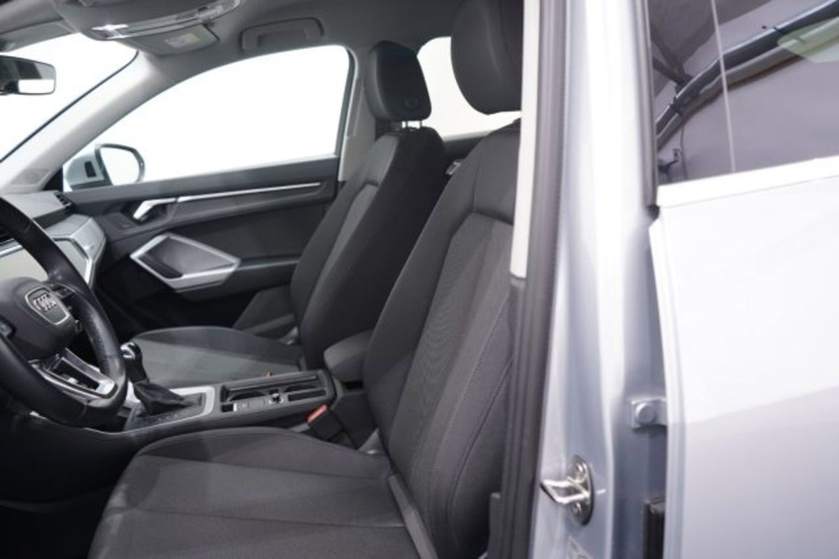 Audi Q3 Sportback 35 TDI quattro S tronic Business Plus (12)