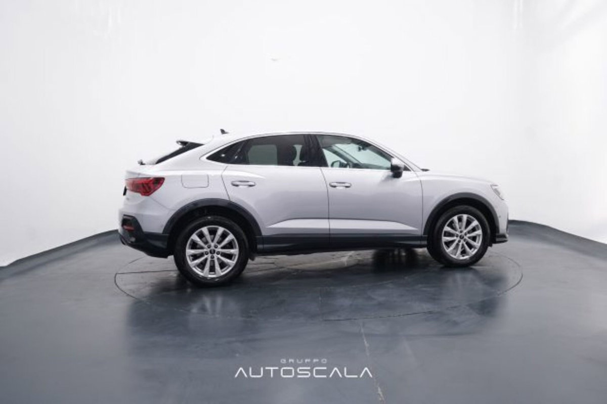 Audi Q3 Sportback 35 TDI quattro S tronic Business Plus (7)